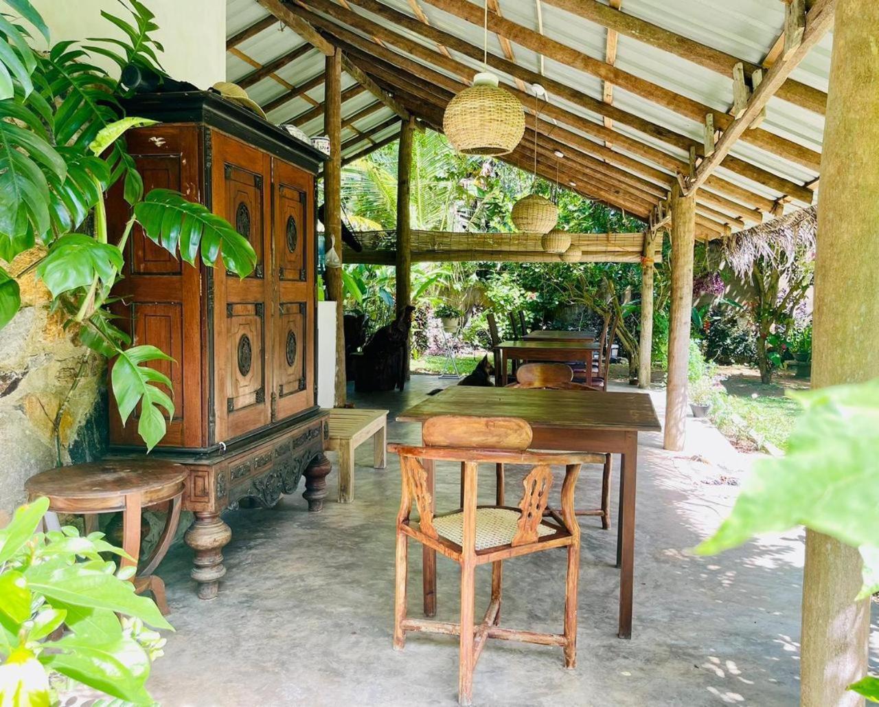 Villa Fiori Hikkaduwa Exterior foto